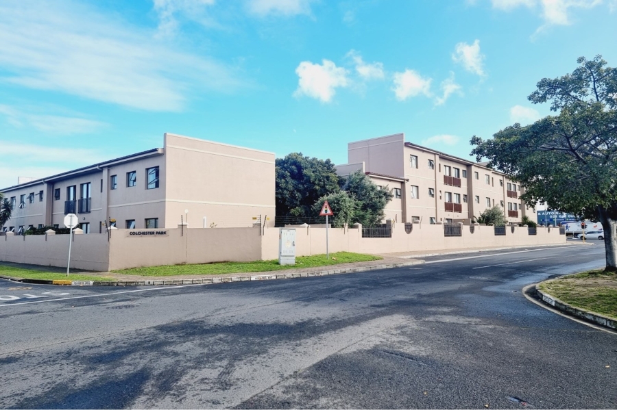 2 Bedroom Property for Sale in Parklands Western Cape